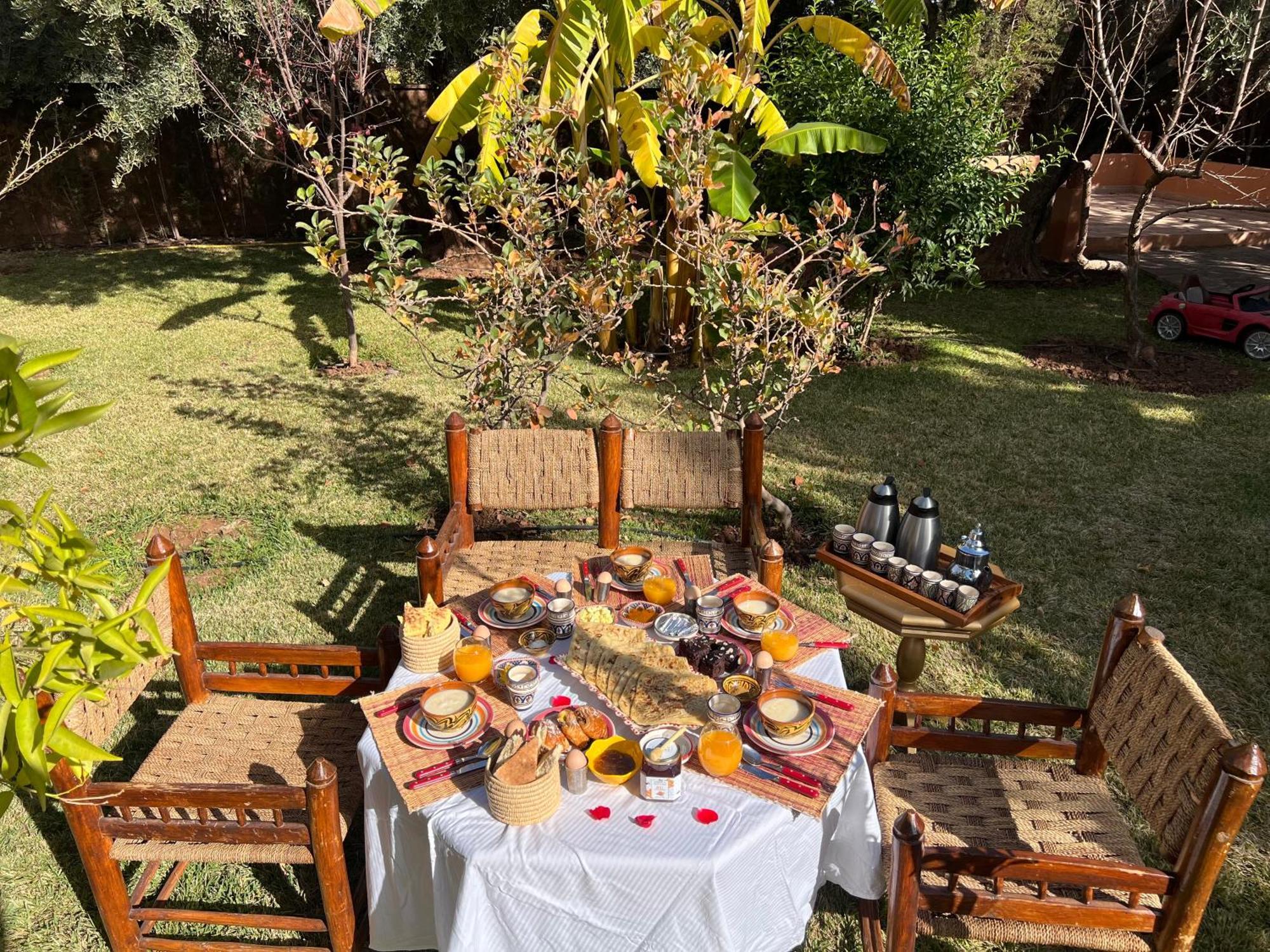 Ilafe Farmhouse, Villa Avec Piscine Chauffee Privee Et Jacuzzi Pour Familles Marrakesh Exterior photo